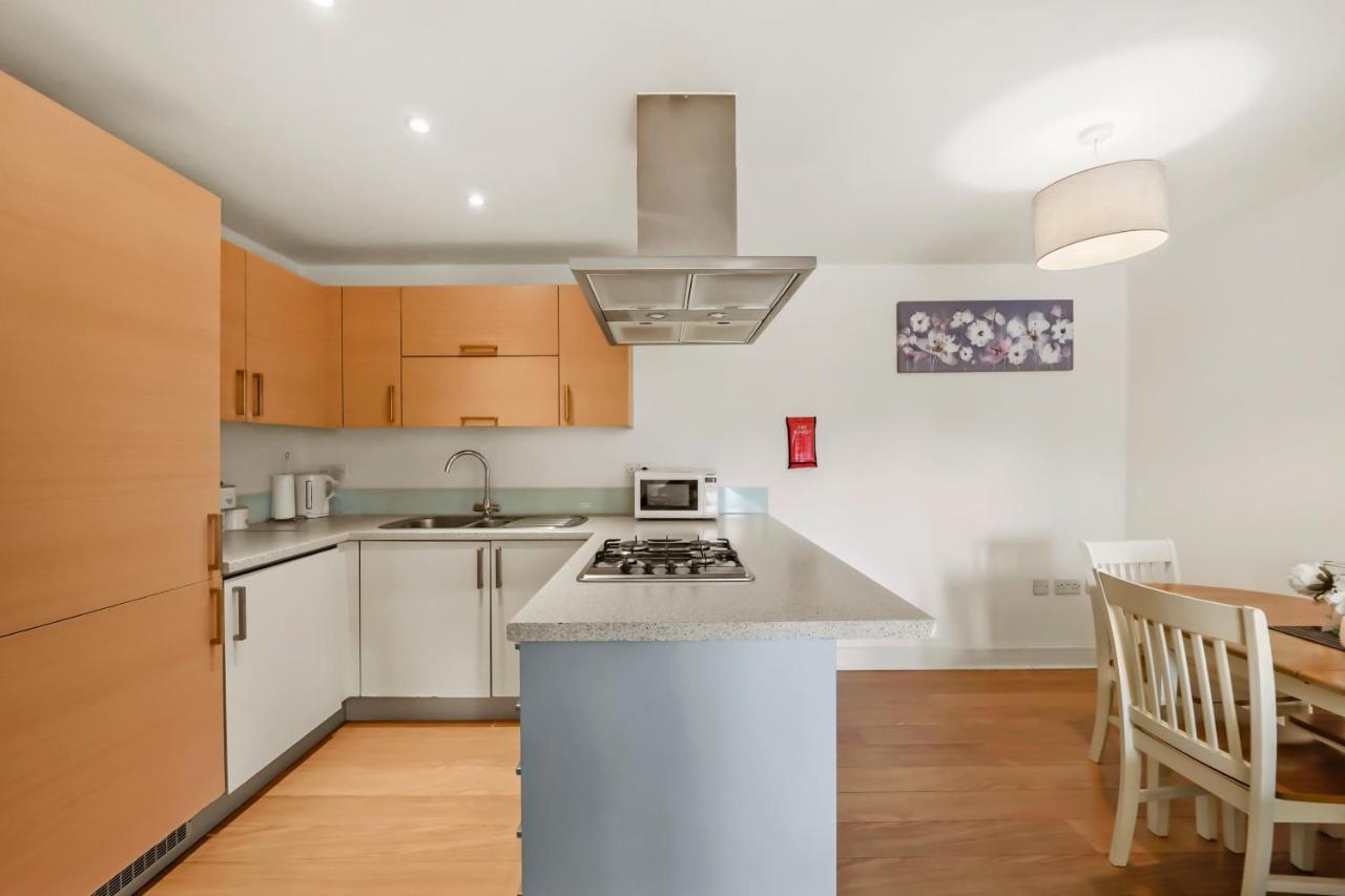קולצ'סטר Luxnightzz - Two Bed - Close To North Station And Hospital מראה חיצוני תמונה