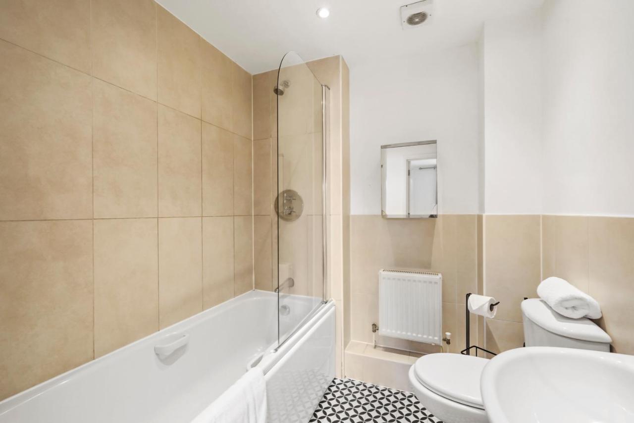 קולצ'סטר Luxnightzz - Two Bed - Close To North Station And Hospital מראה חיצוני תמונה